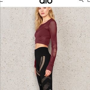 NWOT  High-Waisted Seamless Radiance Legging